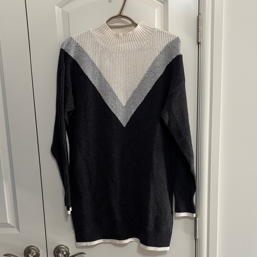 Hyba Women's Sweater